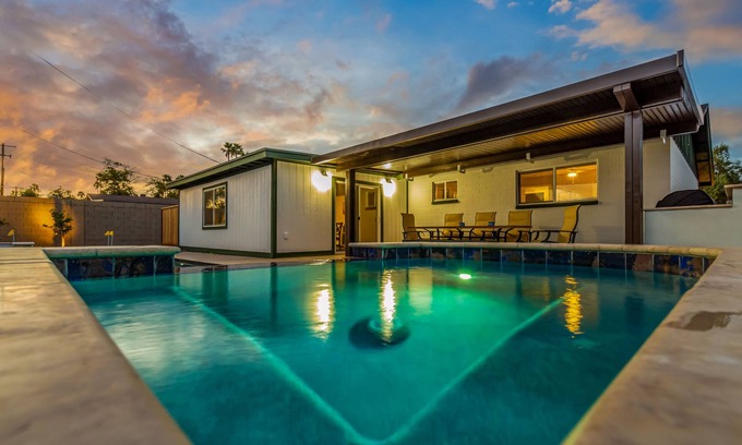 Tempe House | Heated Pool and Spa. Game Room Sleeps 8!
