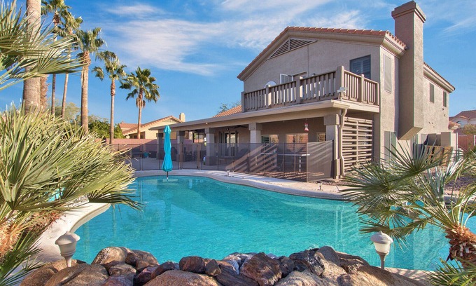 Moon Valley Canyon House | Heated Pool*Entertainment Oasis*Private Chef*Central/Extremely Private Location