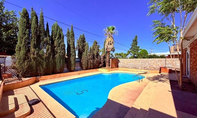Biggs Field House | Heated pool, Family Home,3BDR 2BT/Cielovista Mall