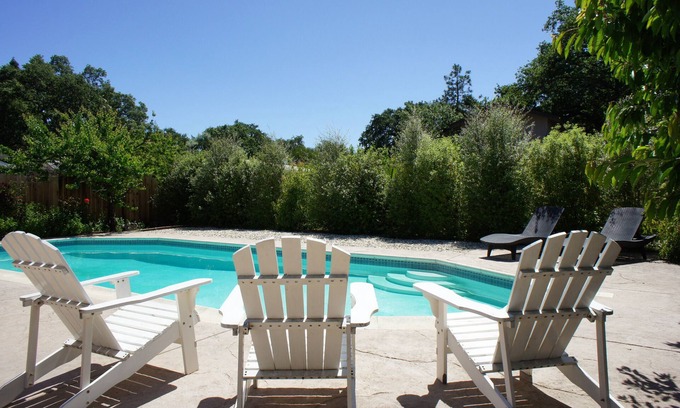 El Verano House | Heated Swimming Pool Retreat Near Sonoma Square