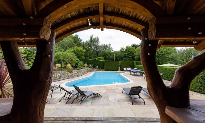 Buxted Cottage | Heath Retreat