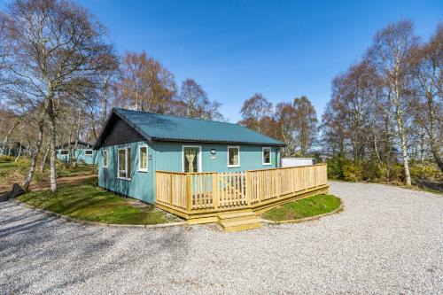 East Lewiston House | Heather Lodge 17 with Hot Tub