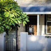 Broken Hill House | Heather's Mica Cottage