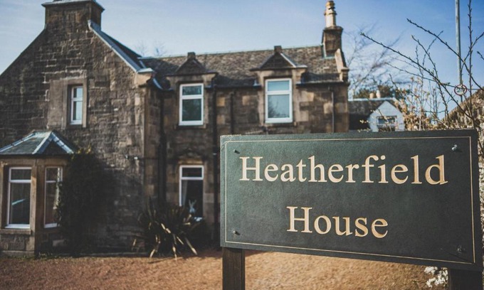 Oban House | Heatherfield House