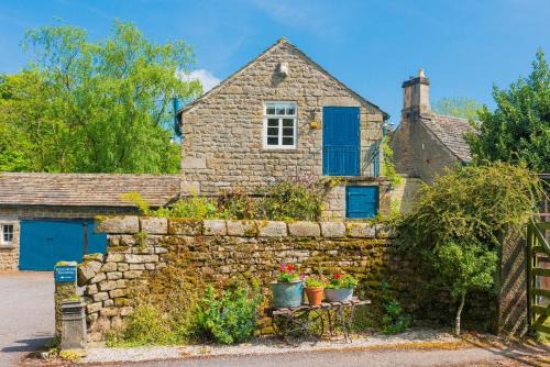 Baslow House | Heathy Lea BarnChatsworth Estate