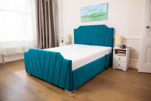 Sutton Bed & Breakfast | Heaven
