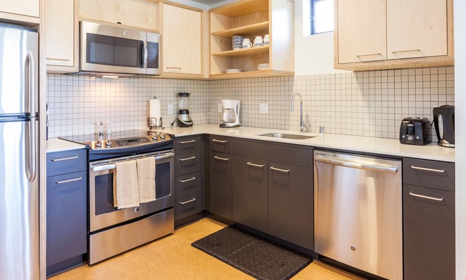 Penn Quarter Apartment | Heaven on Washington Furnished Apartments