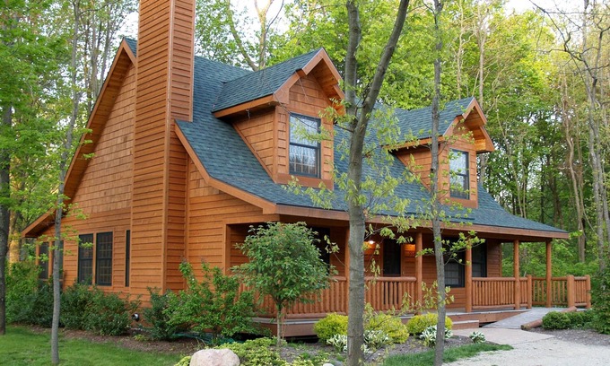 Saugatuck Cabin | Heavenly 7 Retreat -Rustic Luxury Cozy Cabin - Kingfisher Cove