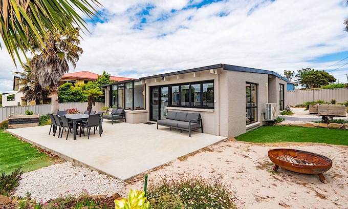Hawley Beach House | Heavenly Hawley Beach