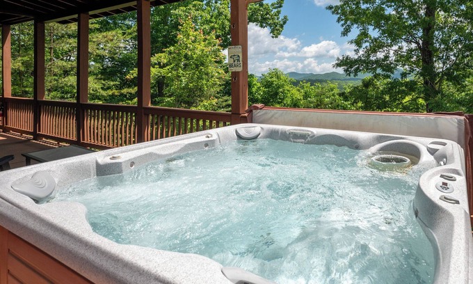 Mineral Bluff Cabin | Heavens View - Mineral Bluff GA - Dog Friendly