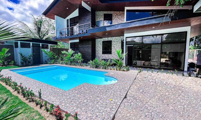 Uvita House | Hector House