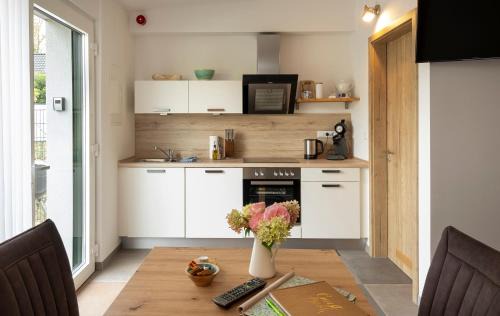 Weeze Apartment | Heeser Hof - Urlaub im Grünen