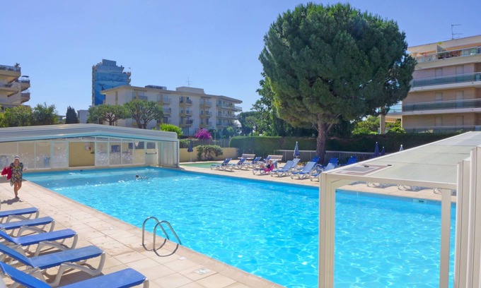 Nice Apartment | Heliotel Marine by Interhome