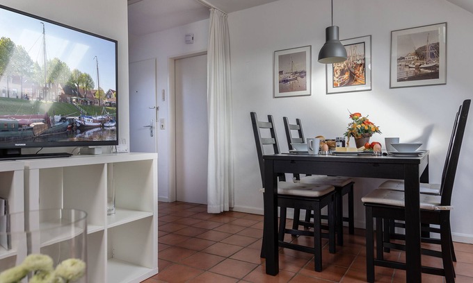 Harlesiel Apartment | Helle und Gemütliche Obergeschosswohnung in Einem Doppelhaus