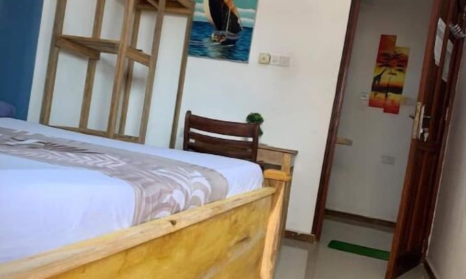 Stone Town Apartment | Hello Rafiki Apartment Room #03