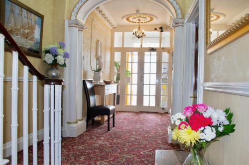 Aberystwyth Bed & Breakfast | Helmsman Guesthouse