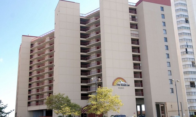 North Ocean City Apartment | Hemingway's Hideout- Ocean Front 3 Bedroom Luxury Condo - Rainbow 1001