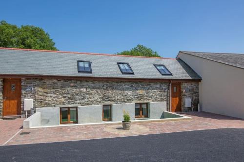 St Teath House | Hendra Retreat Milking Parlour Cottage North Cornwall