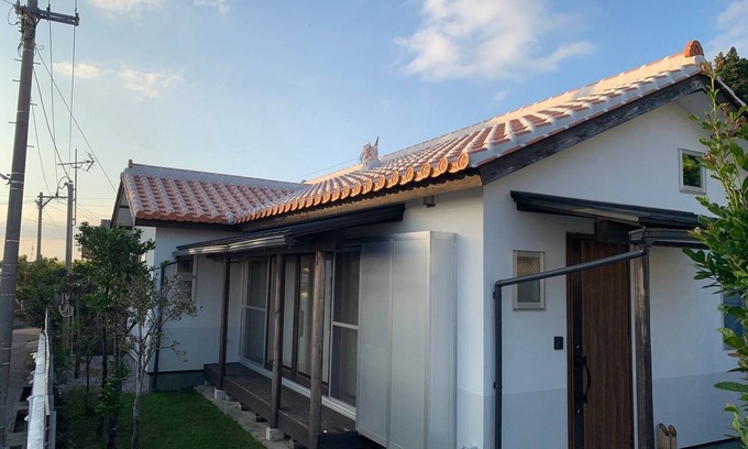 Uruma House | Henza Island Red Tile Villa Pets Allowed - Mum Villa In Henza/Uruma Okinawa