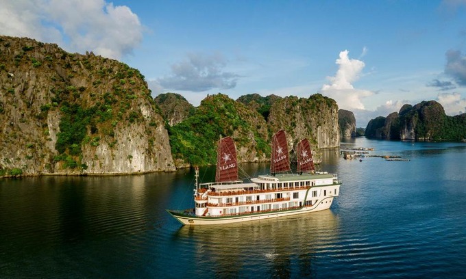 Ha Long Boat Rental | Heritage Line Ylang Cruise - Halong Bay & Lan Ha Bay