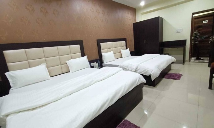 Rudrapur Hotel | Heritage Villa