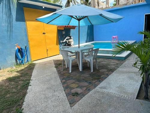 Pie de la Cuesta House | hermay house