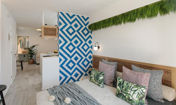 Naxos Town Apartment | Hermes Luxury Suites