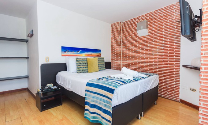 Guatape Hotel | Hermosa Habitación Suite Deluxe En Guatape