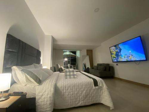 Sabaneta Apartment | Hermoso Aparta suite con ingreso privado Piscina turco y gimnasio