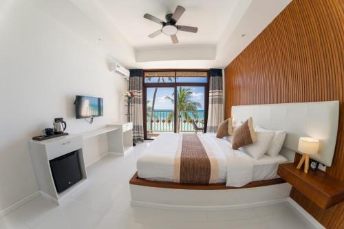 Dhiffushi House | Heron Beach Hotel - The Best Maldivian Getaway in Dhiffushi,Maldives