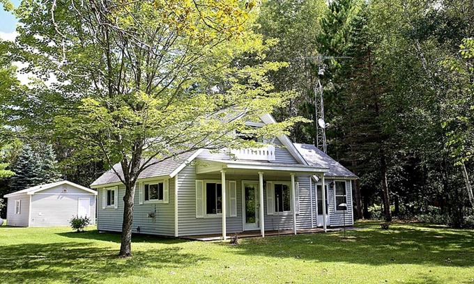 Grayling Ski Chalet | Heron House - Premier Ausable River Destination