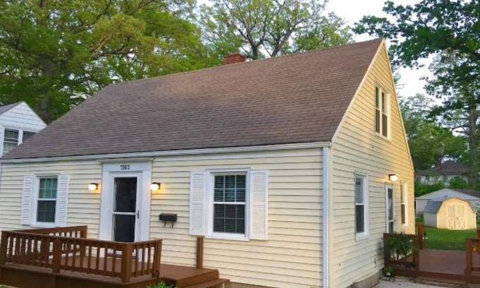 Saint Marys  Allen County House | Hi, I'm Off Broadway!
