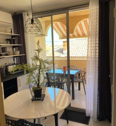 Valras-Plage Apartment | Hibiscus 1