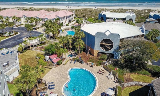 Butler Beach House | Hibiscus A103 [2/2] Free Activities! & Oceanfront Wifi 3 Pools