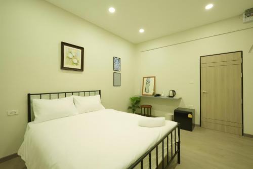 China Town Apartment | Hidden Dragon China Town MRT Dragon Temple