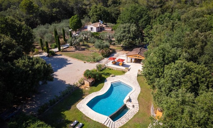 Saint-Cezaire-sur-Siagne Villa | Hidden Gem within a peaceful olive orchard, large oak forest