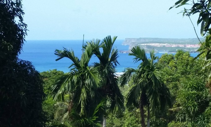Santa Rita House | !!Hidden Gem~ 3 bedroom/2 bath OCEAN VIEW HOME SPECIAL