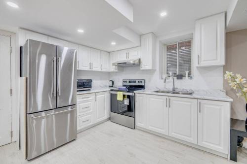 Halton Regional Municipality Apartment | Hidden Gem: Spacious Basement