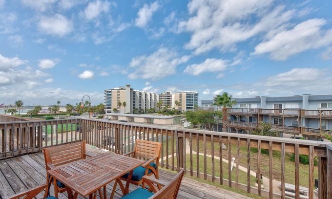 Port Aransas Condo | Hidden in the heart of Port A! Steps away from the pool & fishing pier