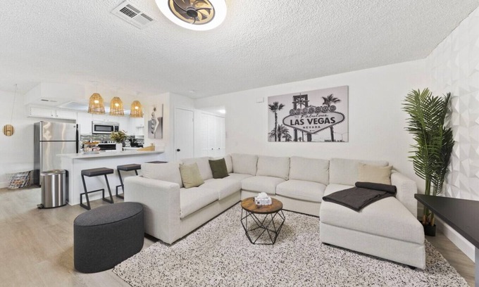 Summerlin Apartment | Hidden Jewel Near Summerlin