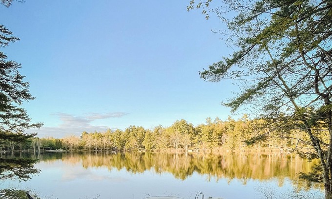 LaBelle Cottage | Hidden Lake West - 2 Bedroom Lakefront Cottage with Hot Tub