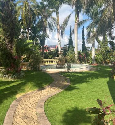 Mandeville Apartment | Hidden oasis