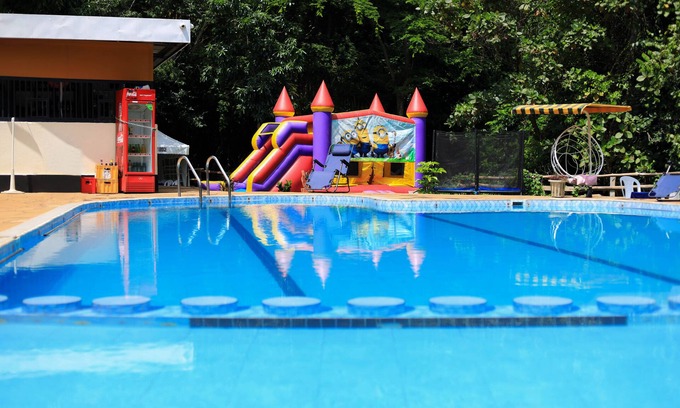Chuka Hotel | Hidden Treasure Lodge Chuka