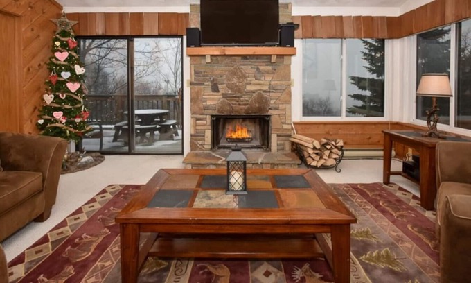 Hidden Valley Condo | Hidden Valley Summit, Slope side with a view