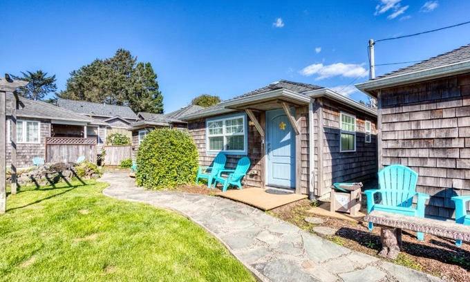 Downtown Cannon Beach House | Hidden Villa Cottages #4, #5, and #6