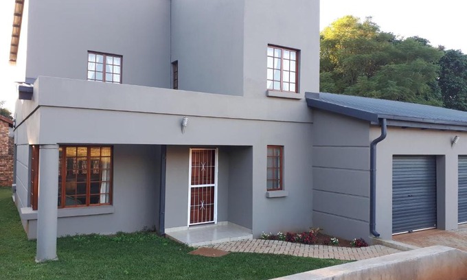 White River Apartment | Hide Away 78 Impala Street