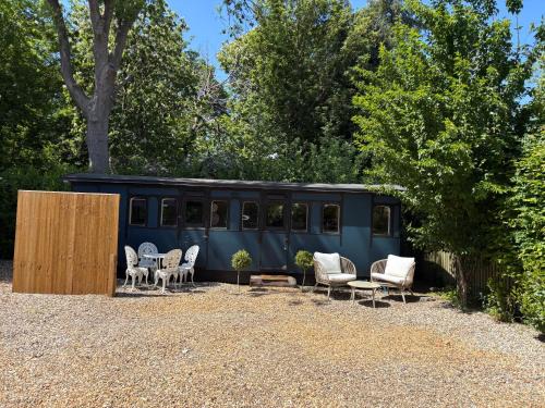 Coltishall House | Hideaway carriage