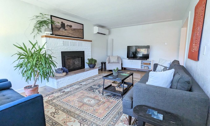 McMinnville House | Hideaway House Tucked In The Heart Of McMinnville