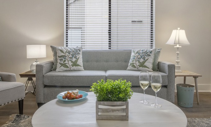 Hilton Head Island Villa | HIDEAWAY VILLA: Walk to Beach & Coligny, Pool & Tennis, 3BR/3.5 BA