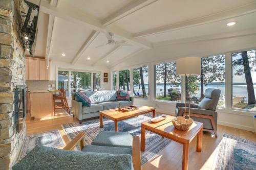Higgins Lake House | Higgins Lake House with Swimming Dock!